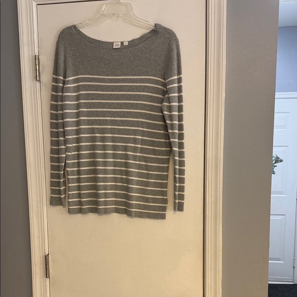 GAP Heather Gray and Cream Striped Sweater